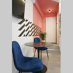 valory-1-aesthetic-stay.hotels-of-thessaloniki.com/